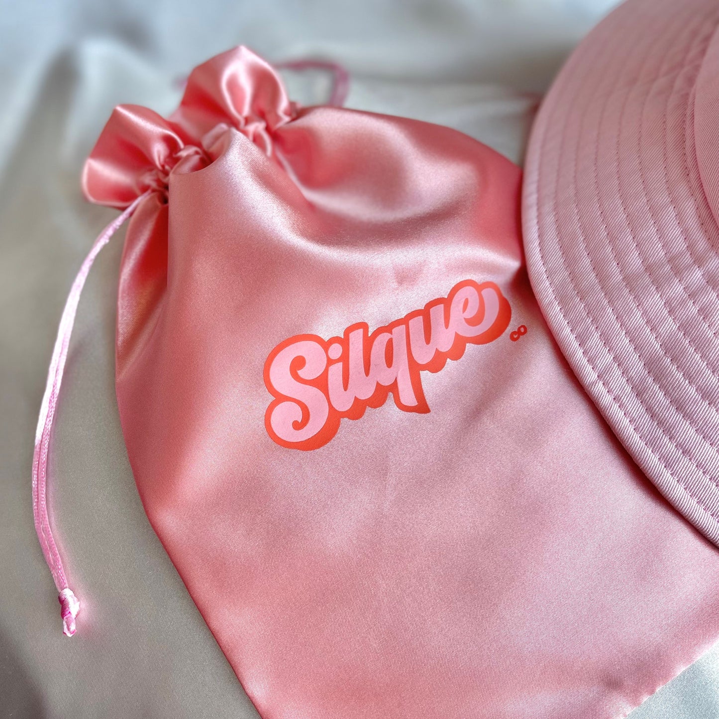 Silque Bucket Hat (hijab friendly)